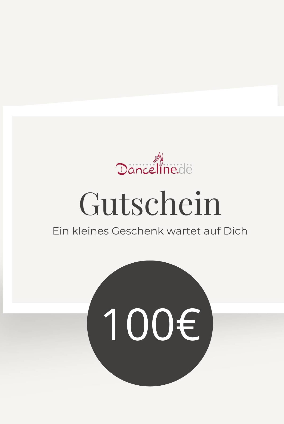 Der Dance Line 100€ Geschenkgutschein von Dance Line ist ein ideales Geschenk für Ballettbegeisterte. Es enthält eine weiße Karte mit dem Text „Gutschein“ und „Ein kleines Geschenk wartet auf Dich“. Ein dunkler Kreis unten zeigt „100€“ vor einem hellgrauen Hintergrund. Perfekt für alle, die von neuer Ballettkleidung träumen.