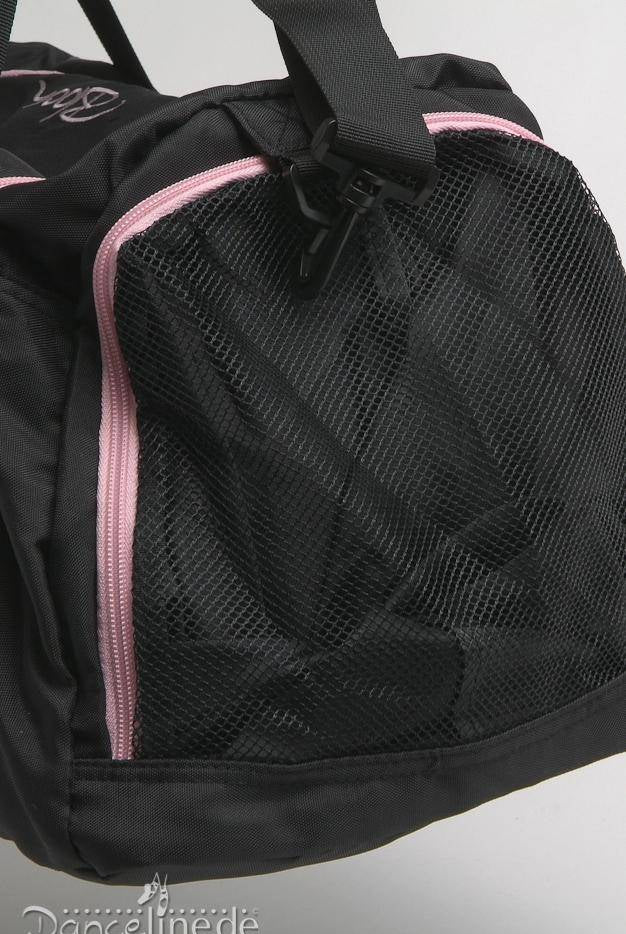 Abgebildet ist eine schwarz-rosa Balletttasche Bloch A311 Duffle mit einer Netztasche. Die mit einem schwarzen Verschluss gesicherte Netztasche befindet sich an der Seite der Tasche. In der unteren Ecke des Bildes ist der Markenname „Bloch“ zu sehen.
