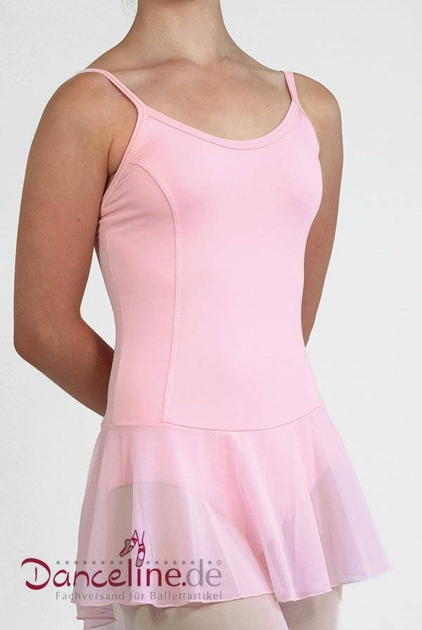 Eine Person trägt einen hellrosa Kinder-Ballettanzug Vicard TN301 Lilou mit einem dazu passenden transparenten Rock. Das Bild konzentriert sich auf den Oberkörper und den oberen Teil des Rocks und zeigt detaillierte Nähte. Der Hintergrund ist schlicht und weiß. Unten ist der Text „Dance Line“ zu sehen.